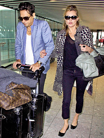 KATE MOSS photo | Airport Style, Kate Moss