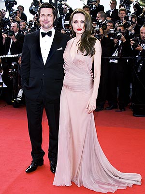 VAMP IT UP photo | Angelina Jolie