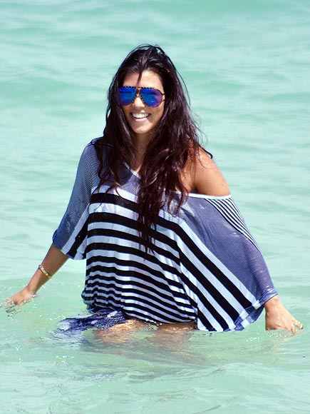 KOURTNEY KARDASHIAN photo | Kourtney Kardashian