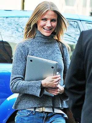 MACBOOK AIR photo | Cameron Diaz