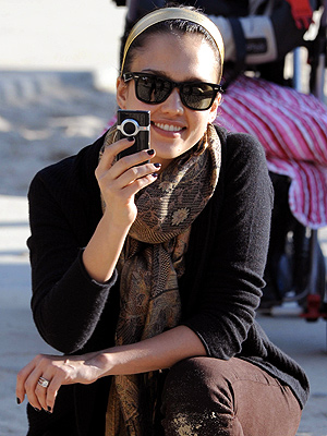 FLIP ULTRA photo | Jessica Alba