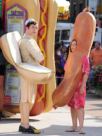 MICHAEL URIE AND AMERICA FERRERA photo | America Ferrera