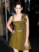 New Moon Red Carpet Style! | Kristen Stewart