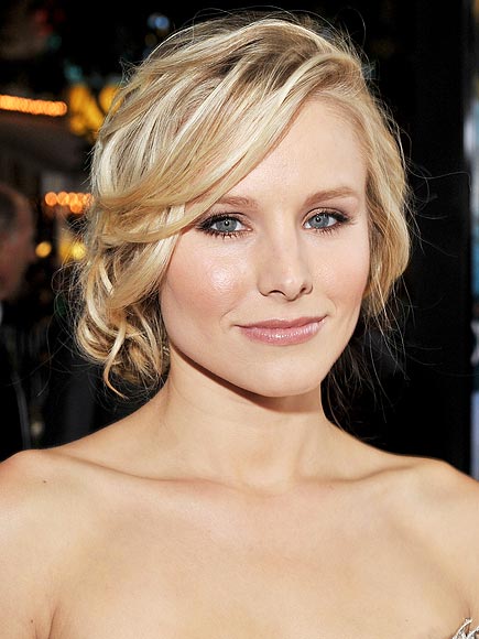 KRISTEN'S UPDO photo Kristen Bell