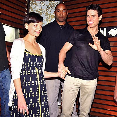 tom cruise dressess. tom cruise dressess. Katie Holmes, Tom Cruise; Katie Holmes, Tom Cruise