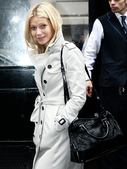 GWYNETH PALTROW'S TRENCH & BAG  photo | Gwyneth Paltrow