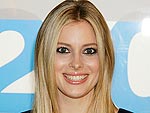Community's Gillian Jacobs Thinks Inside The Box