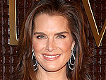 Ouch! Brooke Shields's Girl Tugs On Mom's Lashes | Brooke Shields