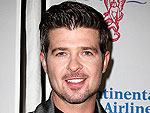Robin Thicke Gets His Face Licked!