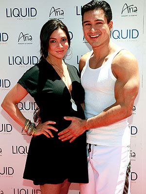 BumpWatch: Mario Lopez and Cour...