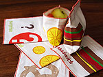 Graze Organic's Kid-Friendly Cotton Snack Pouches
