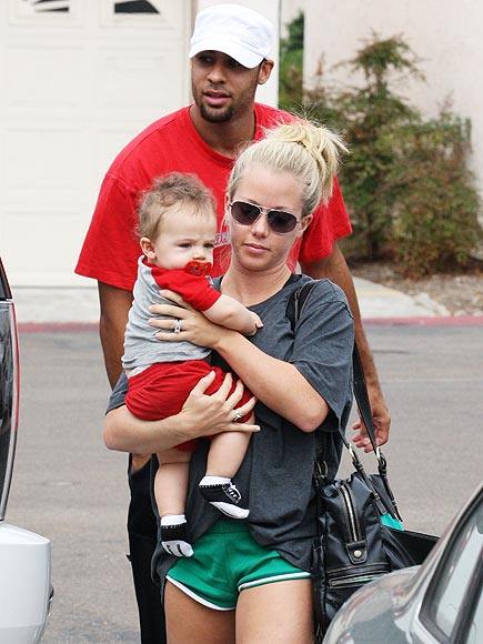 kendra wilkinson chargers