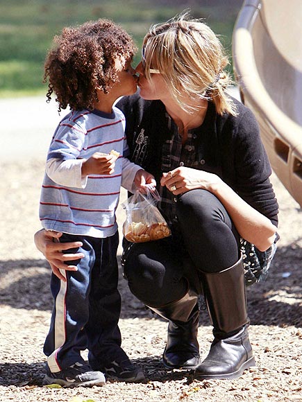 SMOOCHES photo | Heidi Klum