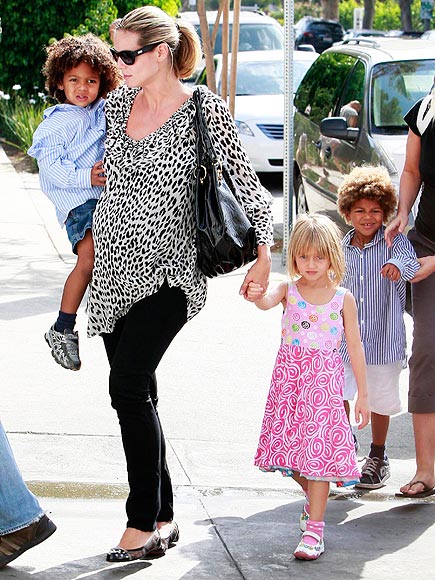 MOMMY DUTY photo | Heidi Klum