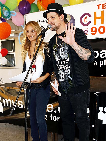 GIVING BACK photo | Joel Madden, Nicole Richie