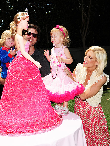 PARTY GIRL photo | Tori Spelling