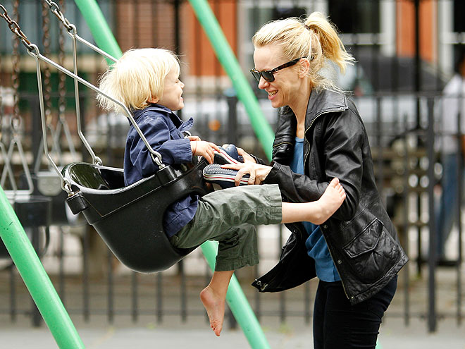 SWING SHIFT photo | Naomi Watts