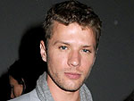 Ryan Phillippe Mingles, Flirts & Dances at Teddy's in L.A. | Ryan Phillippe