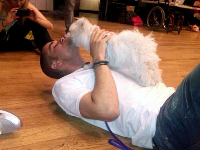 DOGGY LOVE photo | Mark Salling