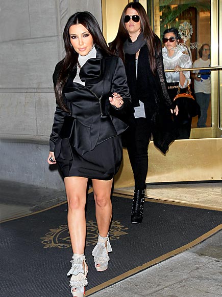 COIF DROPS photo | Khloe Kardashian, Kim Kardashian, Kourtney Kardashian
