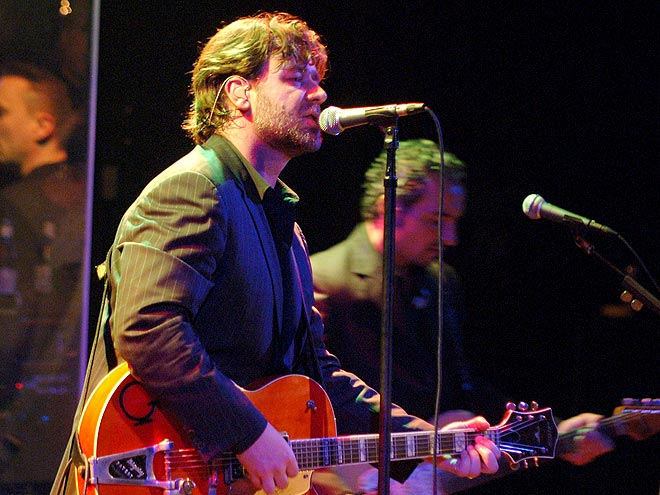 RUSSELL CROWE
photo | Russell Crowe