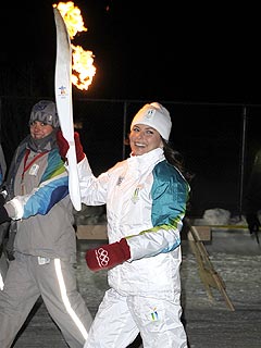 Shania Twain Lights Olympic Torch in Her Hometown | Shania Twain