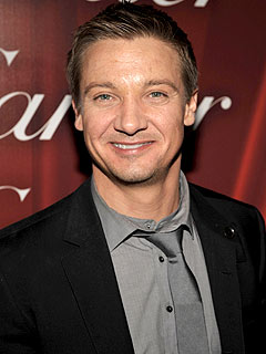 http://img2.timeinc.net/people/i/2010/news/100125/jeremy-renner-240.jpg