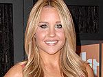 Amanda Bynes Gets Her Hair Done in L.A. | Amanda Bynes