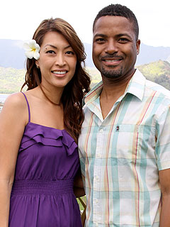 Survivor: Fiji Winner Earl Cole Weds in Hawaii