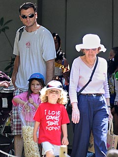 HEARTBREAKING PHOTO: Ex-Survivor Producer Takes His Kids to the Zoo
