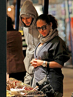 PHOTO: Alicia Keys, Swizz Beatz Go Shopping for Baby Egypt