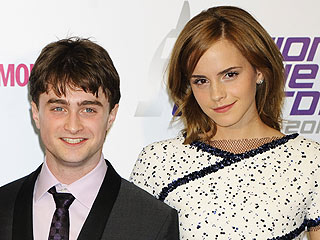 Pictures+of+daniel+radcliffe+and+emma+watson+kissing