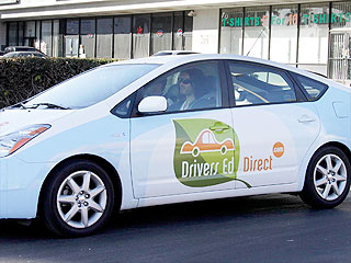 Russell Brand Gets Driving Lessons in L.A.| Katy Perry, Russell Brand