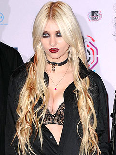 Taylor Momsen And