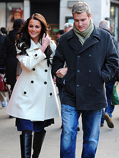 PHOTO: Meet Kate Middleton's Professional Lookalike| Weddings, Kate Middleton, Prince William