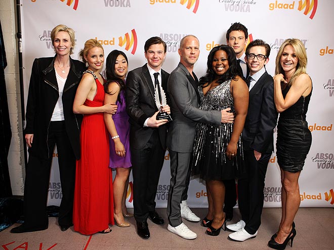 WINNING SHOT photo | Chris Colfer, Cory Monteith, Dianna Agron, Jane Lynch, Jessalyn Gilsig, Kevin McHale, Ryan Murphy