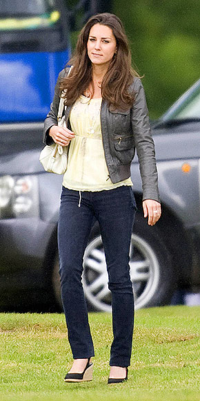 prince william jeans kate middleton. BLUE JEANS photo | Kate
