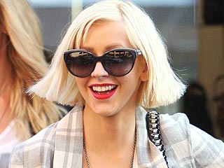 Star Tracks: Star Tracks: Wednesday, December 30, 2009 | Christina Aguilera