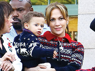 Star Tracks: Star Tracks: Saturday, December 26, 2009 | Jennifer Lopez, Marc Anthony