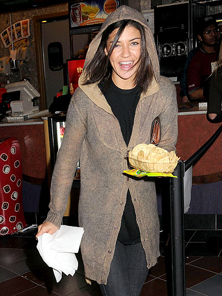 SNACK TIME photo | Jessica Szohr