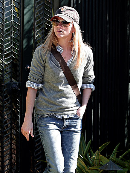 HOOK 'EM HORNS photo | Reese Witherspoon