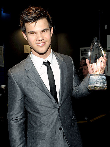 NUMBER ONE photo | Taylor Lautner