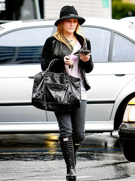 WEATHER GIRL photo | Hilary Duff