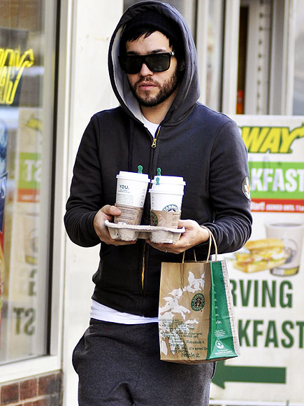 'TRAY' COOL photo | Pete Wentz