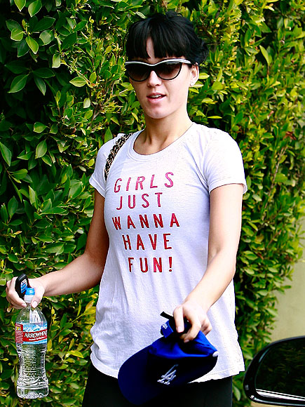 SHIRT TALES photo | Katy Perry