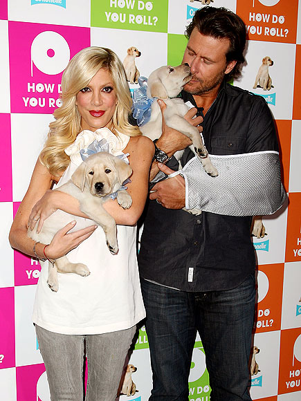 GET YOUR LICKS photo | Dean McDermott, Tori Spelling