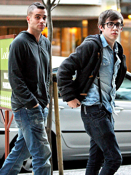 A GLEEK ARRIVAL photo | Kevin McHale, Mark Salling