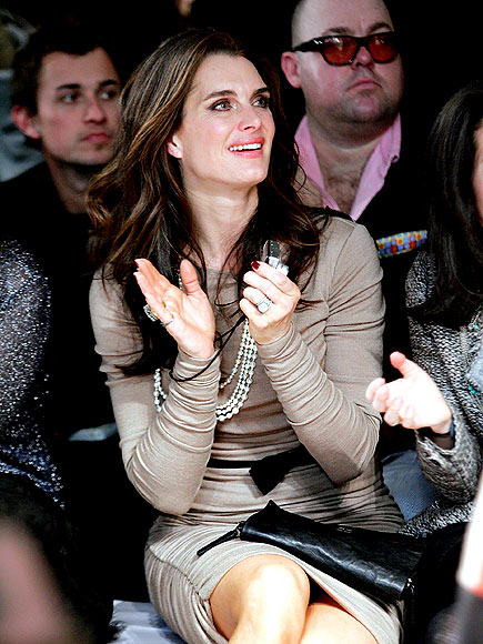 CLAP ON photo | Brooke Shields