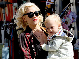Star Tracks: Star Tracks: Wednesday, March 10, 2010 | Gwen Stefani