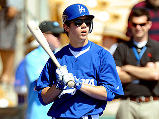 Star Tracks: Star Tracks: Monday, March 15, 2010 | Nick Jonas
